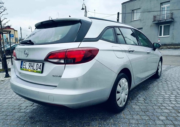 Opel Astra cena 49900 przebieg: 80000, rok produkcji 2019 z Łódź małe 46